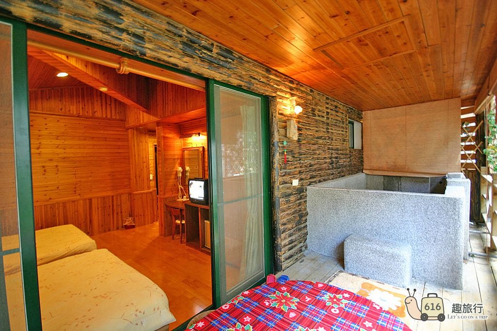 東埔溫泉-觀瀑樓(櫻之泉)-室內湯屋